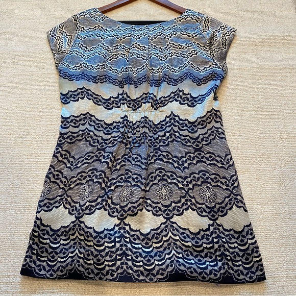 Cabi 100% Silk Tunic Blouse - Picture 3 of 14